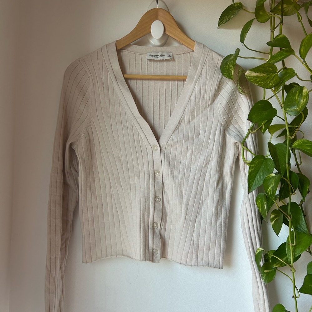 Abercrombie & Fitch Cream Ribbed Cardigan